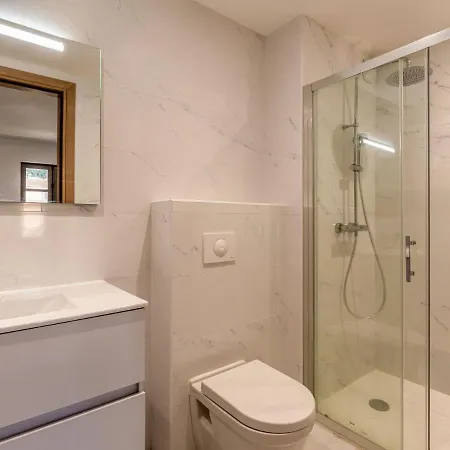 Padova T2 Sup By Interhome *